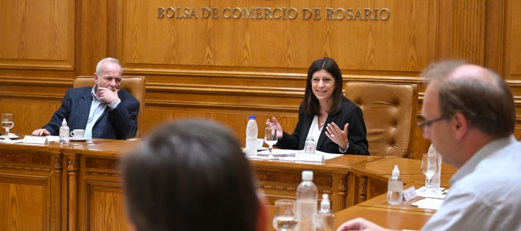 Clara García: “Nuestra presencia en el Senado garantiza la defensa de Santa Fe y su producción”